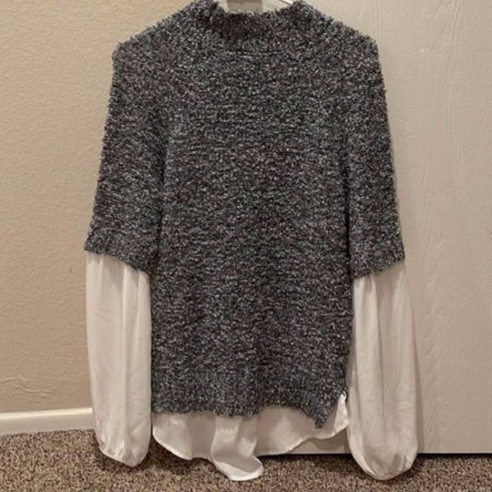 THE LIMITED Gray Sweater Blouse